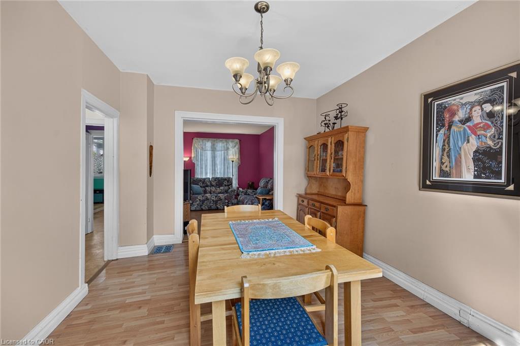230 Picton Street E Property Photo 13