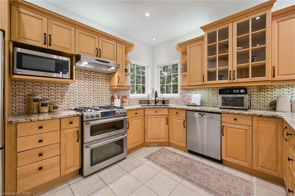 608 Bluenose Crescent Property Photo 11
