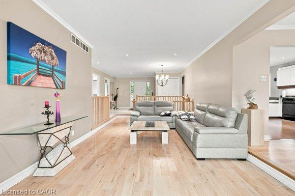 363 Twinflower Crescent Property Photo 16