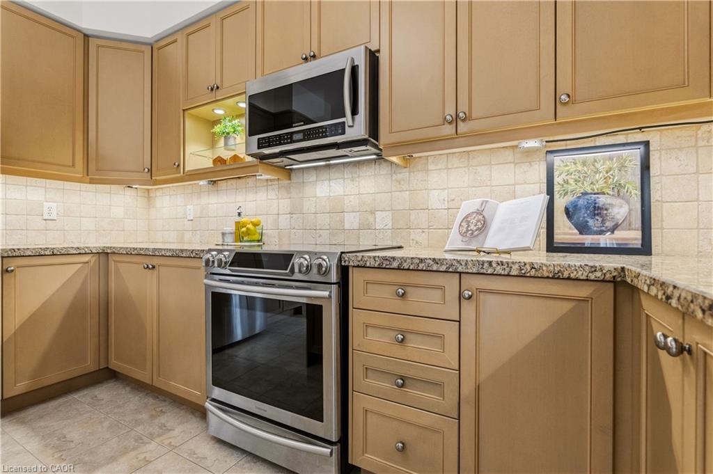 7 Iverson Drive Property Photo 14