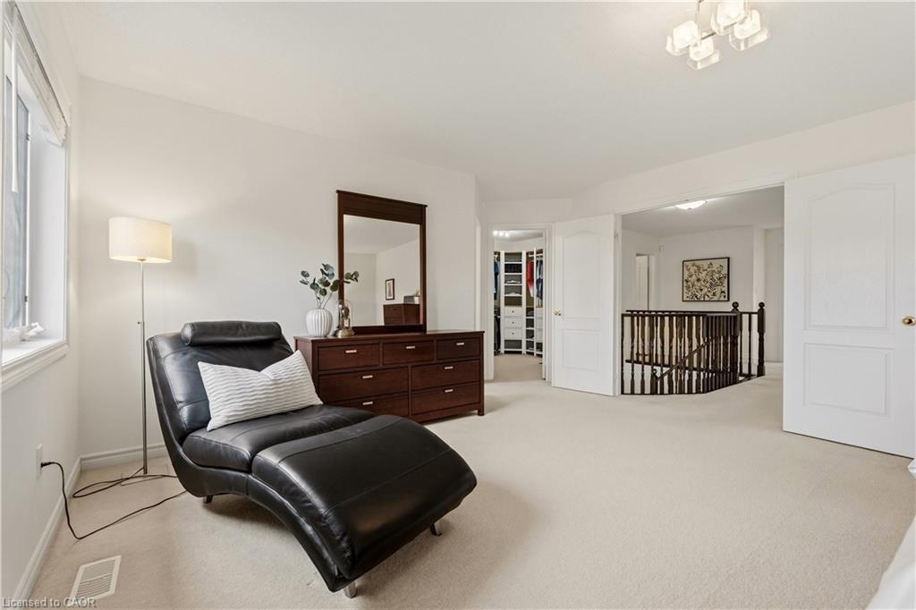 7 Iverson Drive Property Photo 23