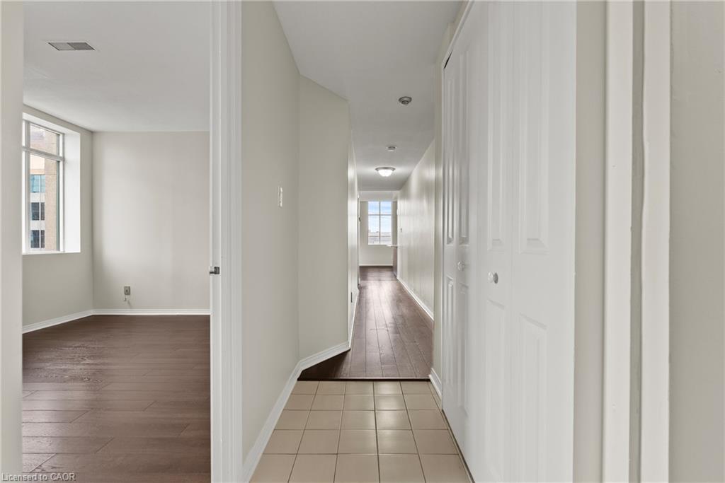 1402-36 James Street S Property Photo 4
