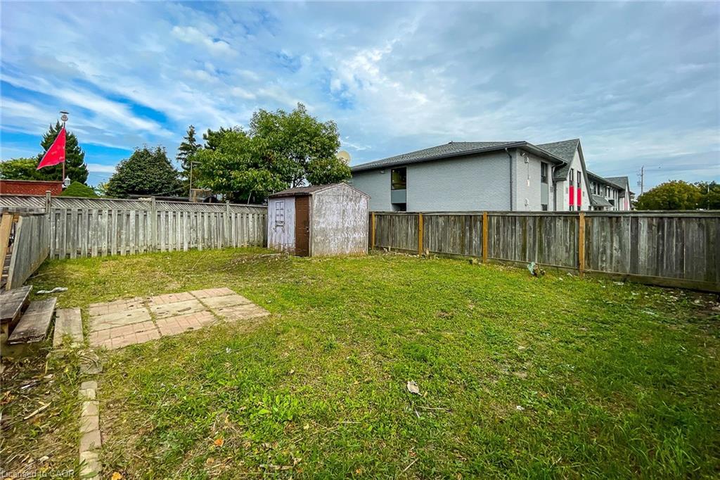 126 Fairington Crescent Property Photo 8
