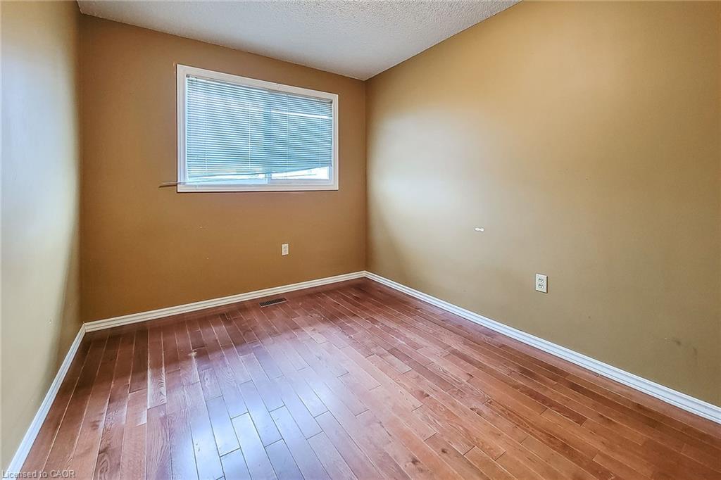 126 Fairington Crescent Property Photo 27