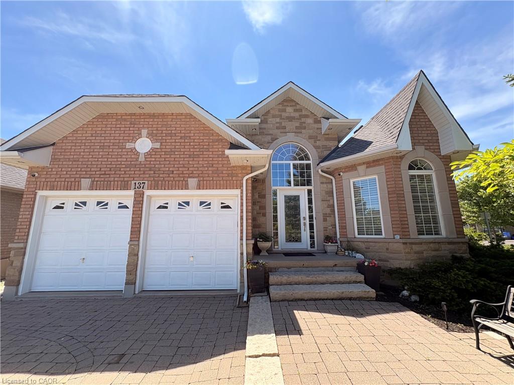 137 Pinehill Drive Property Photo 1