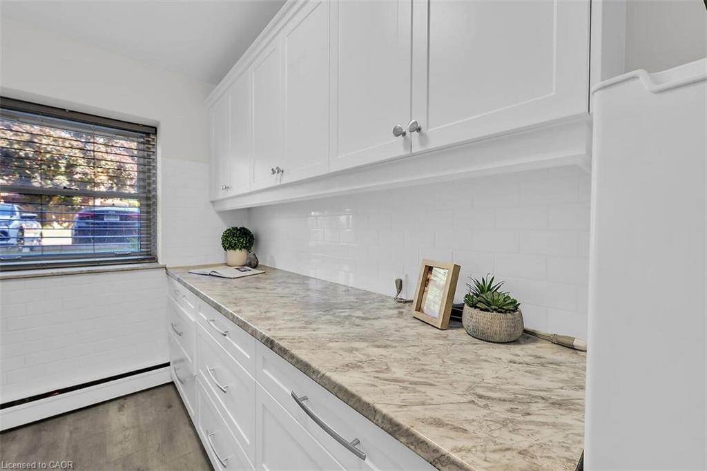 107-9 Grant Boulevard Property Photo 16