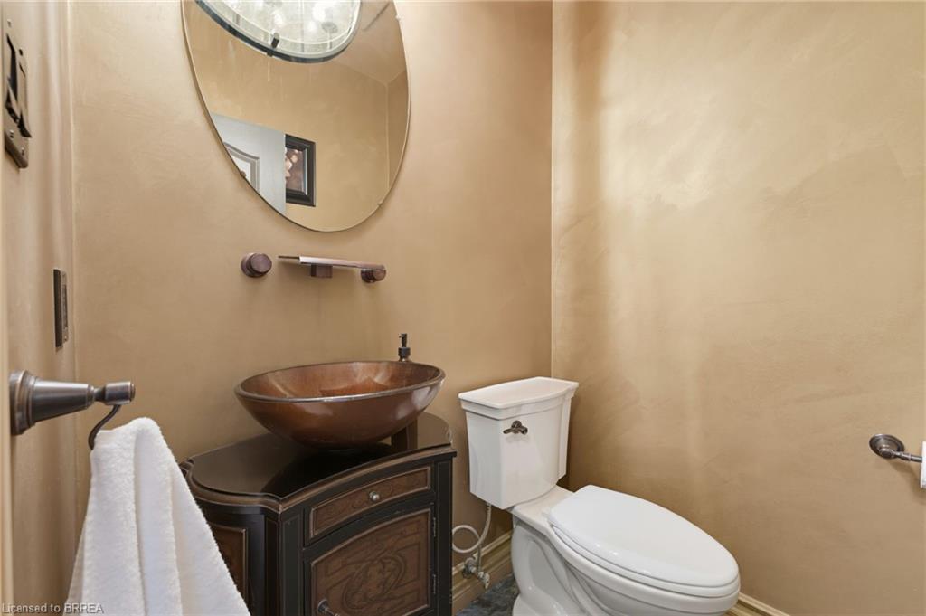141 Falconridge Drive Property Photo 24