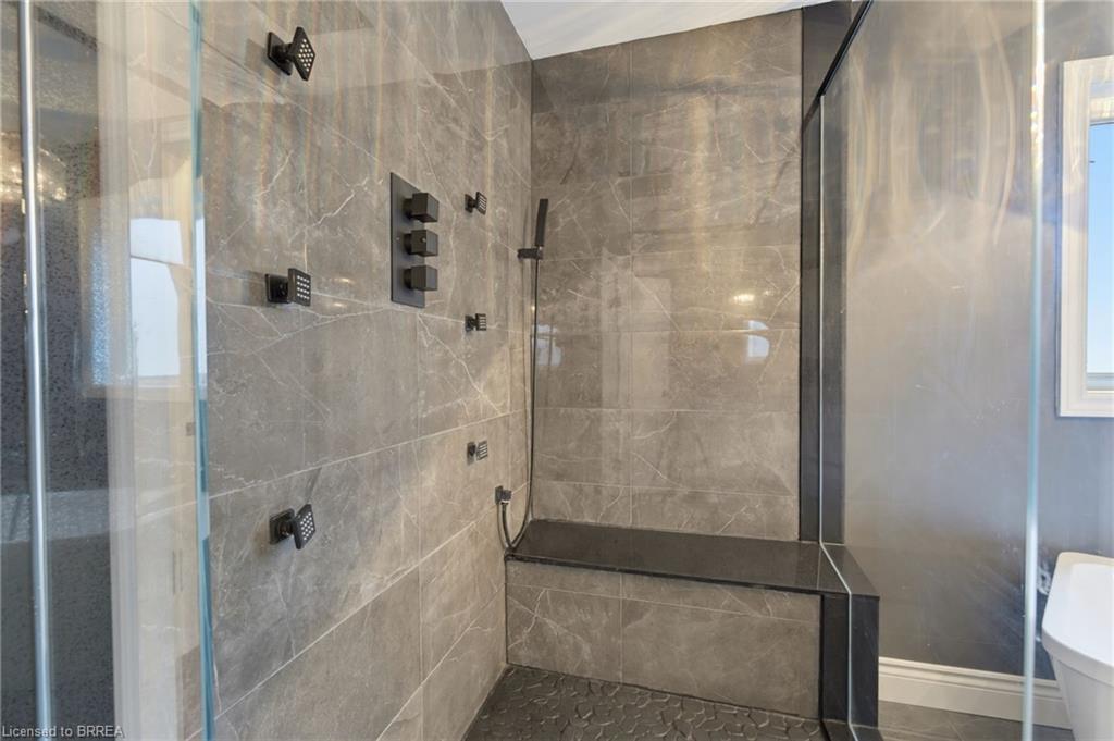141 Falconridge Drive Property Photo 35