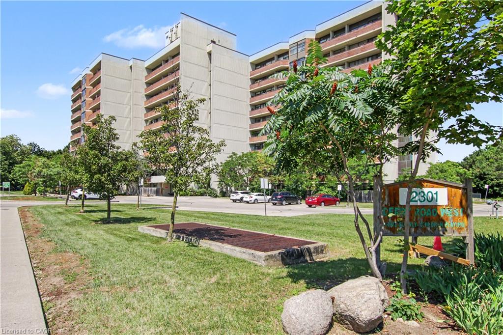 510-2301 Derry Road W Property Photo 2