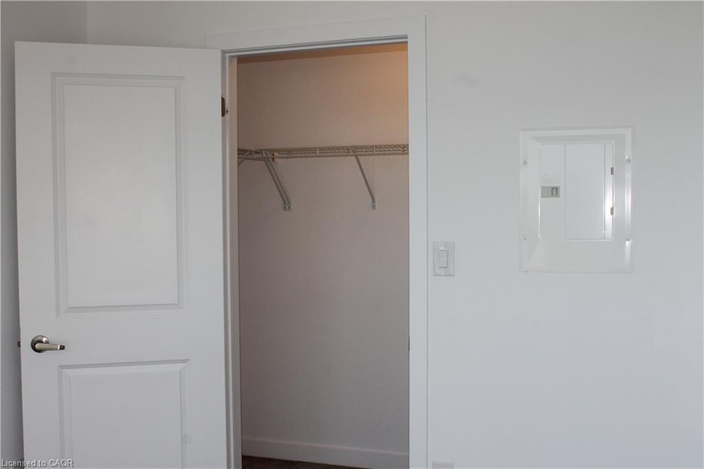 109-470 Dundas Street E Property Photo 11