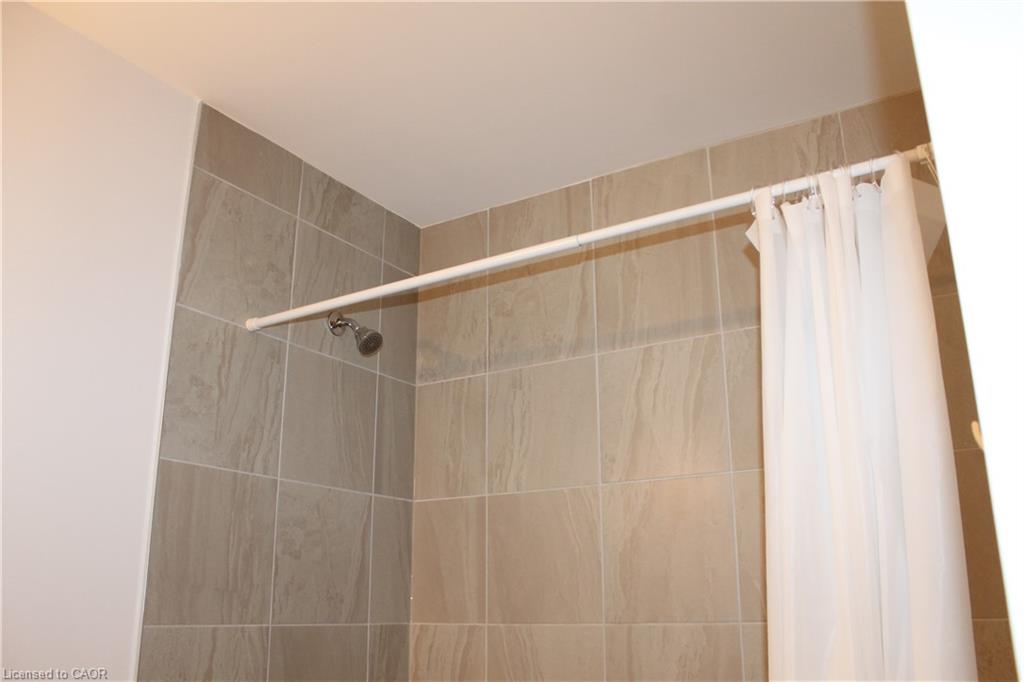 109-470 Dundas Street E Property Photo 16