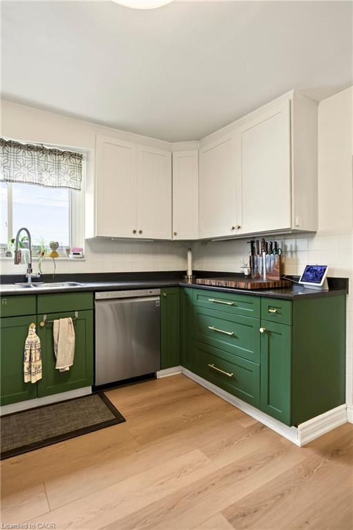 107 Reid Avenue N Property Photo 19