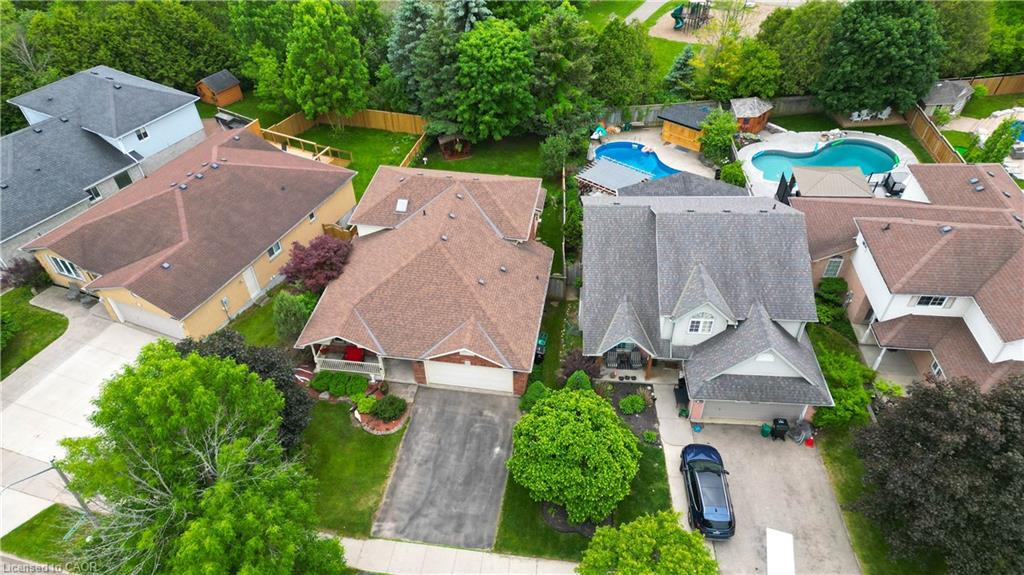 599 Coldstream Drive Property Photo 4