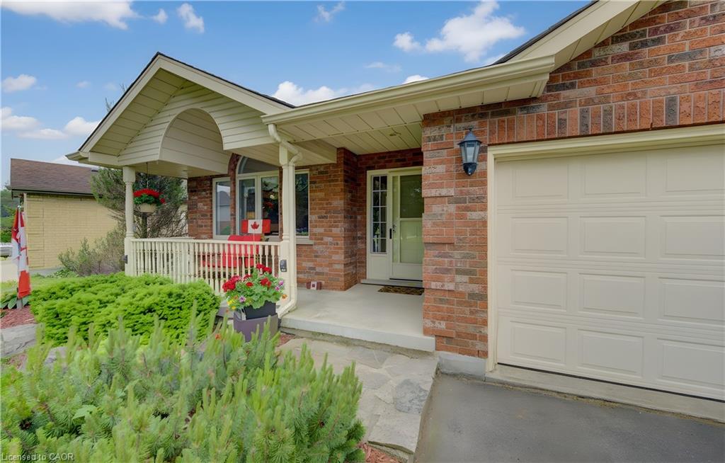 599 Coldstream Drive Property Photo 8