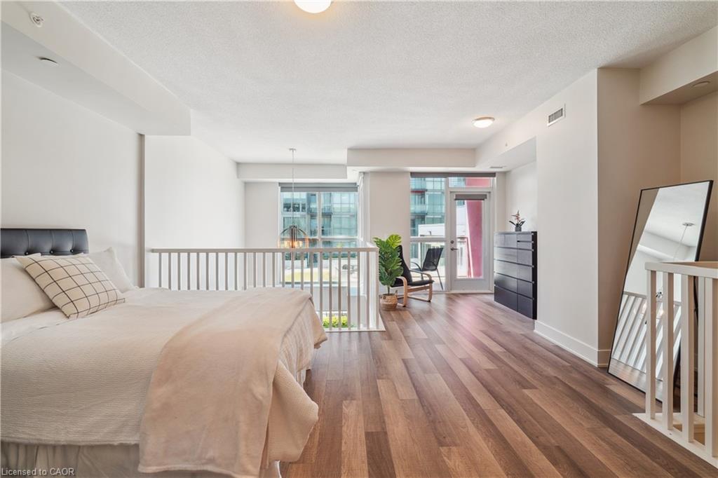 C204-5260 Dundas Street Property Photo 18