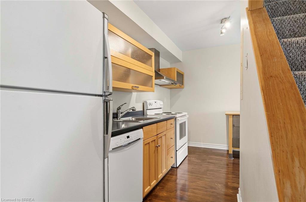 301-36 Hayhurst Road Property Photo 19