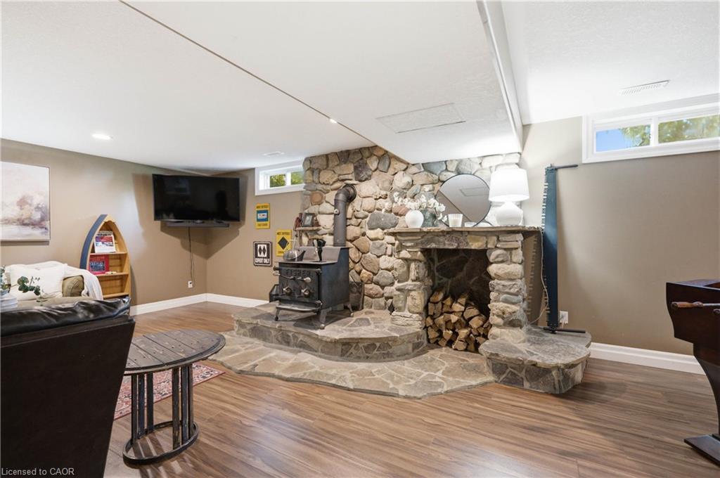 6471 15 Sideroad Property Photo 25