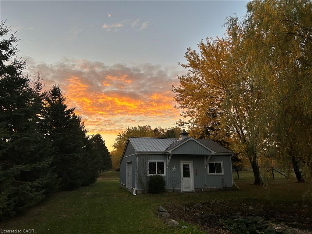 6471 15 Sideroad Property Photo 46