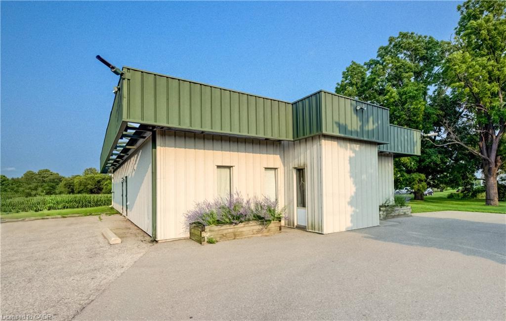 3510 Beaverdale Road Property Photo 2