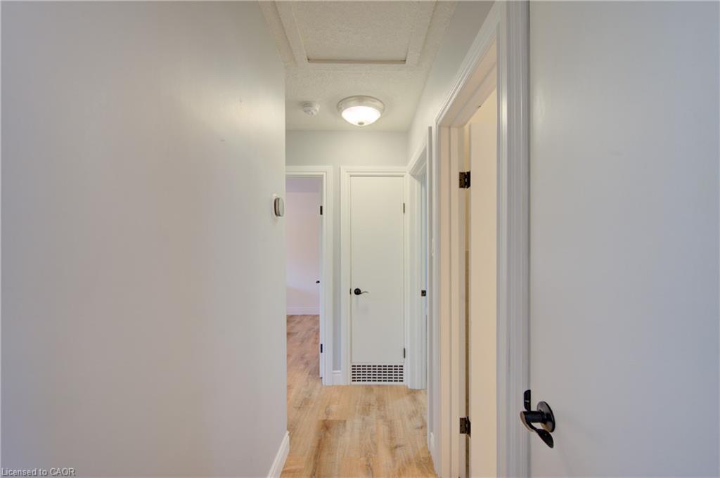 251 Union Street E Property Photo 18