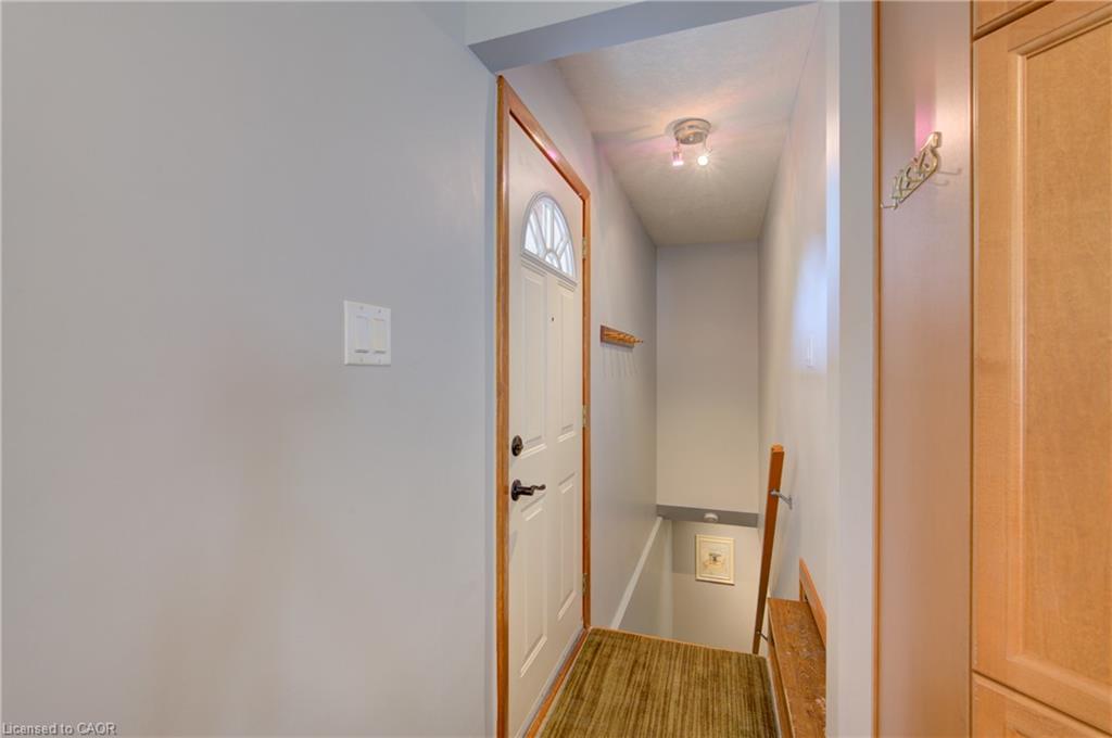 251 Union Street E Property Photo 25