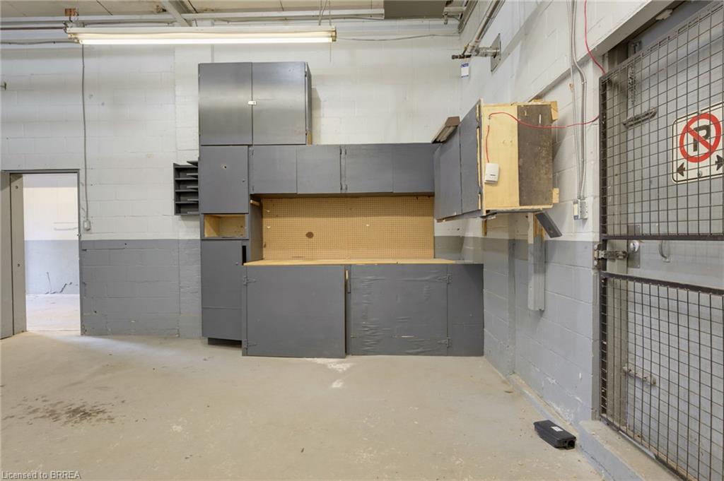 197 Erie Avenue Property Photo 10