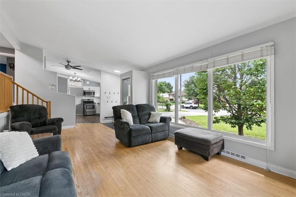 14 Cambridge Avenue Property Photo 3