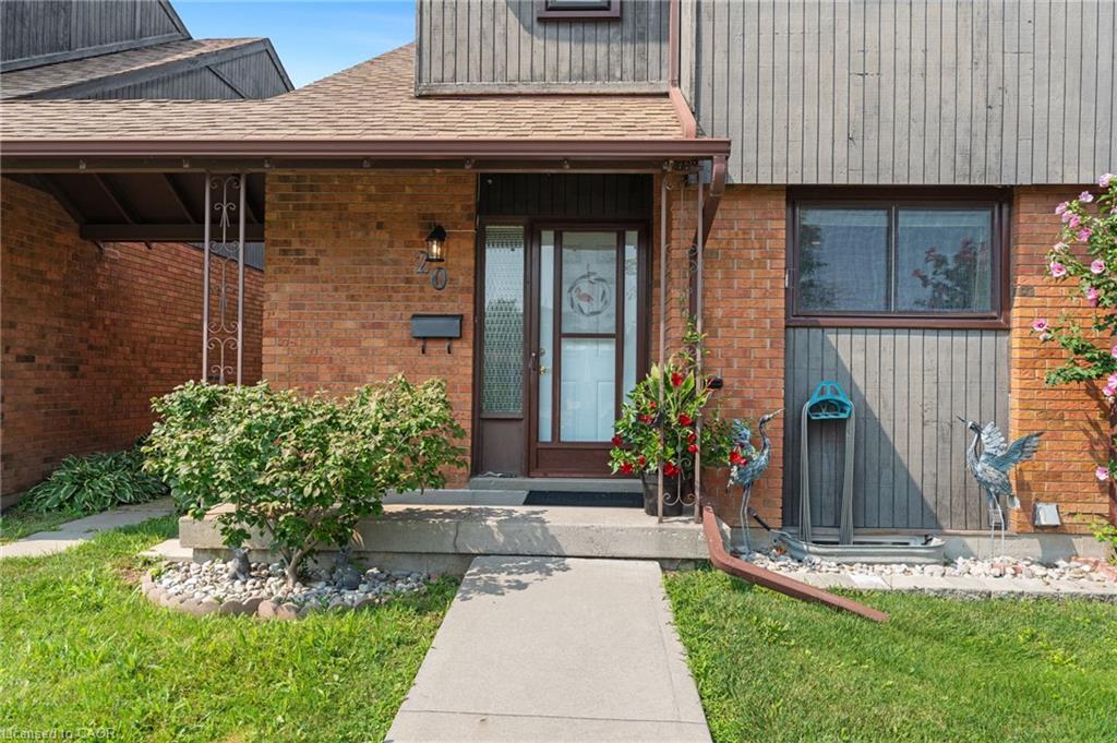 20-49 Peel Street E Property Photo 5