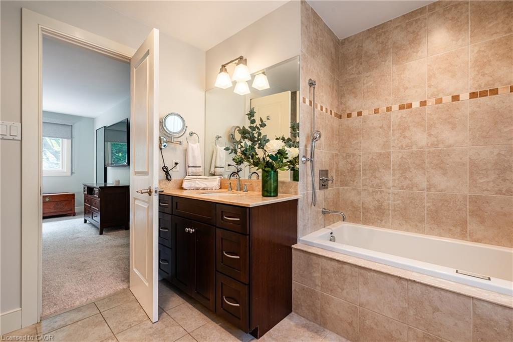 240 Colchester Drive Property Photo 27