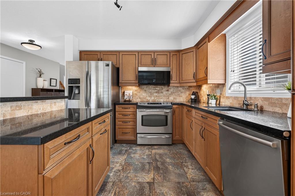 298 Pineland Place Property Photo 13