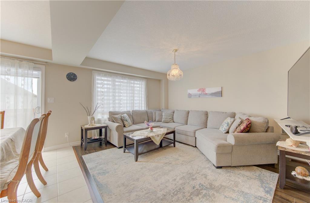 430 Avens Street Property Photo 6