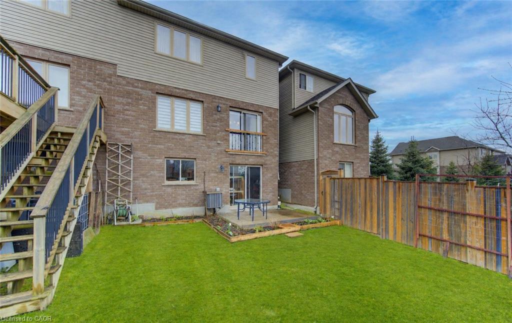 430 Avens Street Property Photo 22