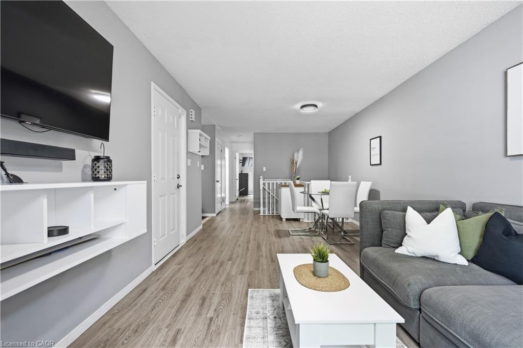 31 Galileo Boulevard Property Photo 7