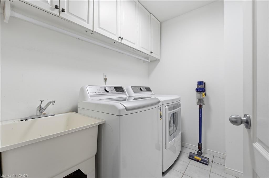 31 Galileo Boulevard Property Photo 18