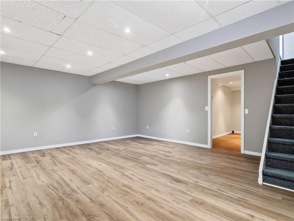 211 Morton Street Property Photo 32