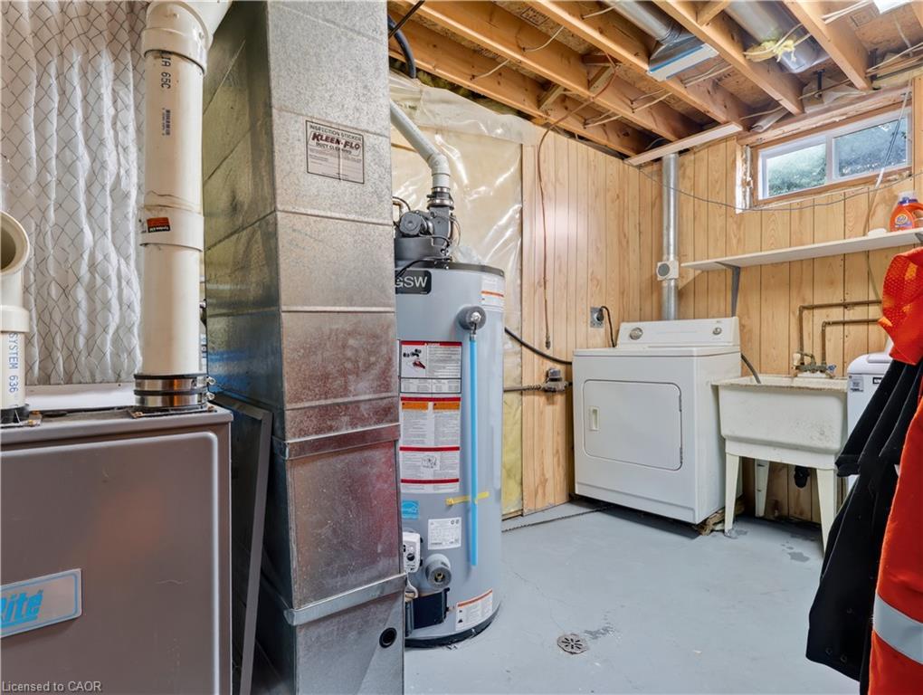 211 Morton Street Property Photo 35