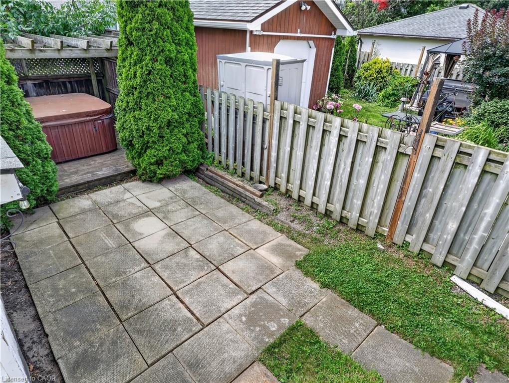 211 Morton Street Property Photo 40