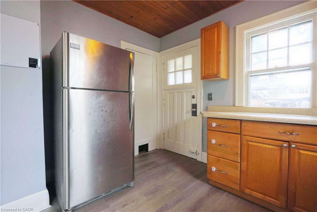 26 Avenue Place Property Photo 4