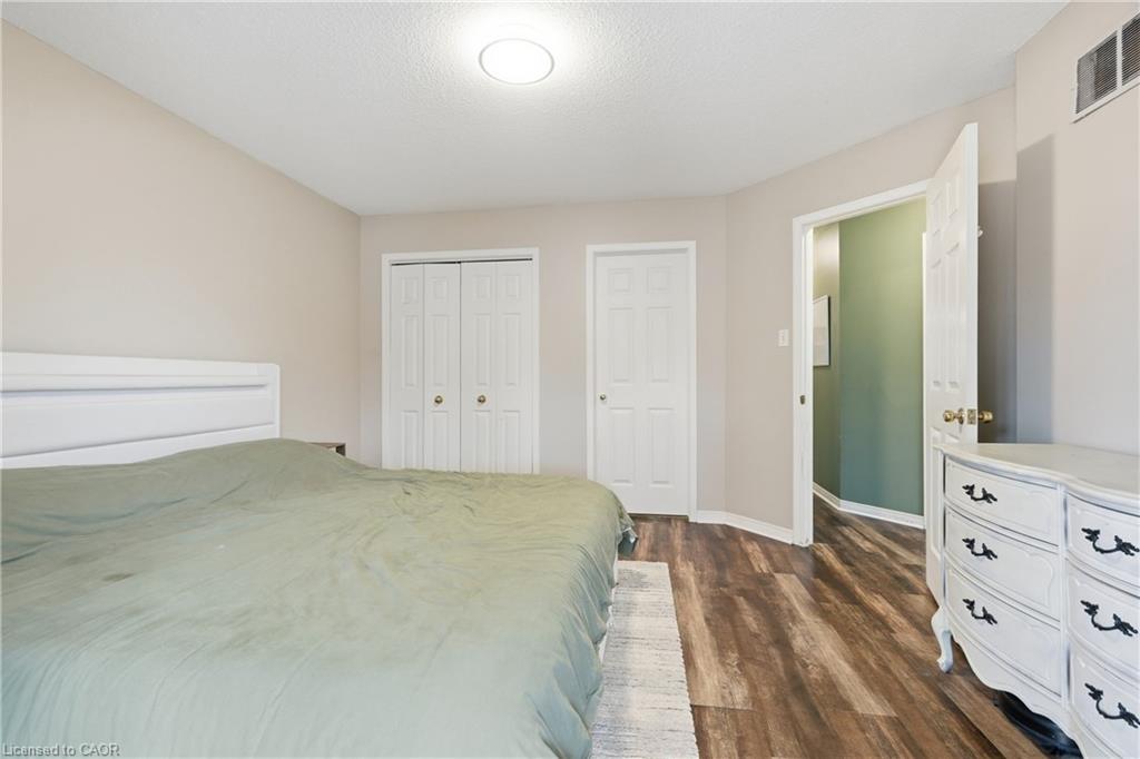 13 Golden Acres Drive Property Photo 12