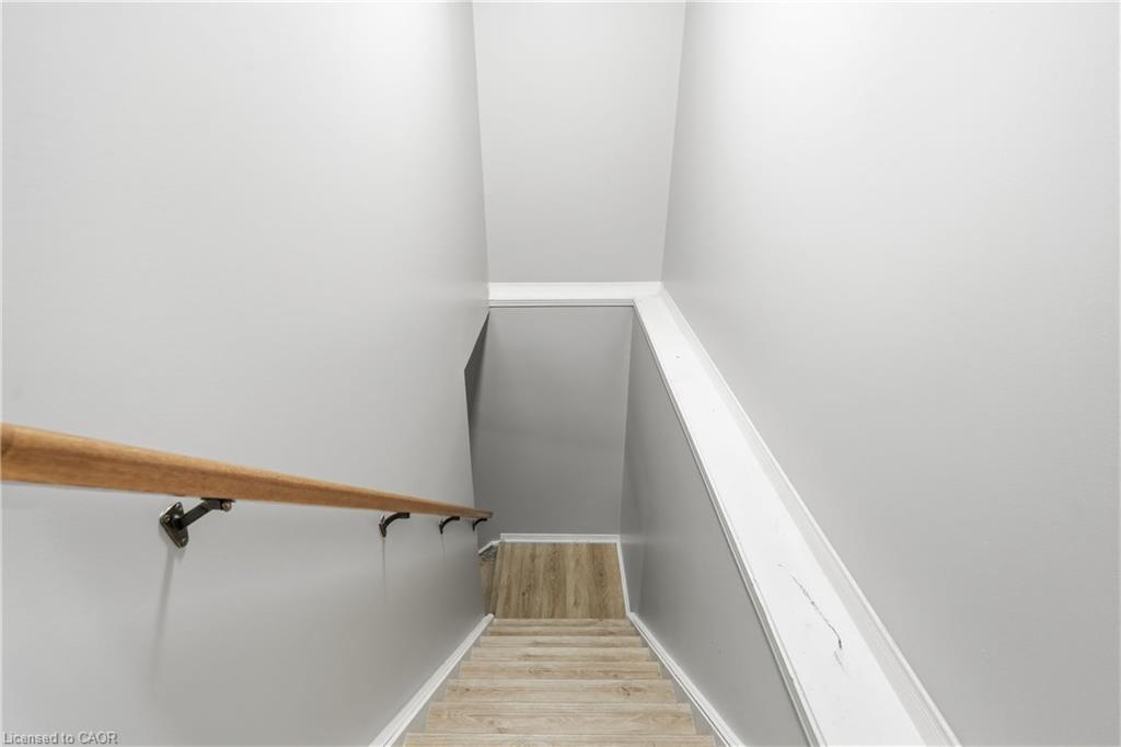 13 Golden Acres Drive Property Photo 19