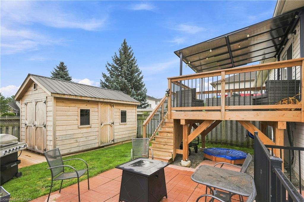 13 Golden Acres Drive Property Photo 34