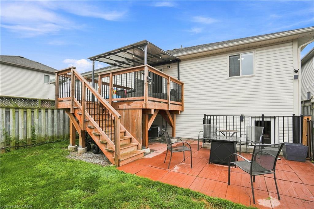 13 Golden Acres Drive Property Photo 39
