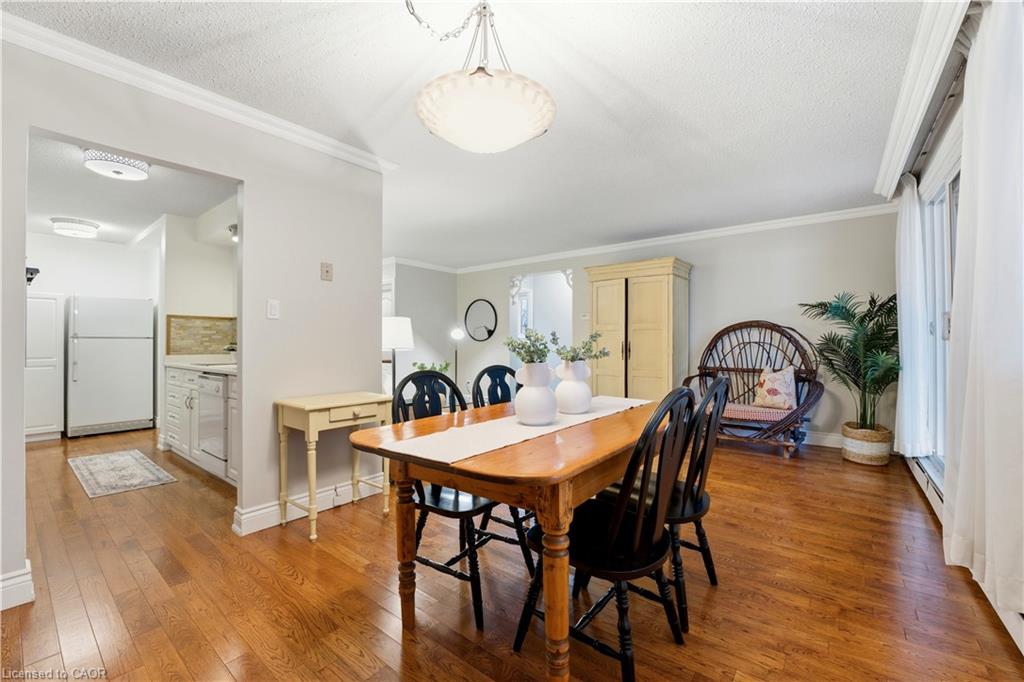 206-944 Caledonian View Property Photo 17