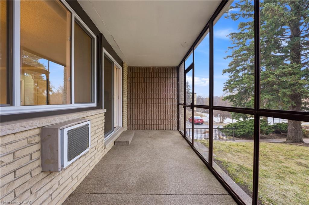 206-944 Caledonian View Property Photo 22