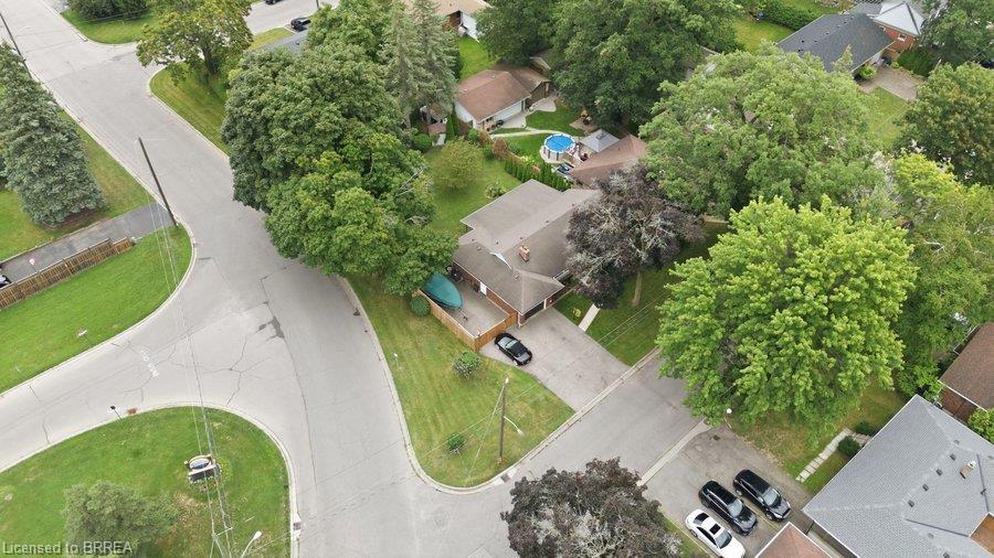 37 Burke Avenue Property Photo 4