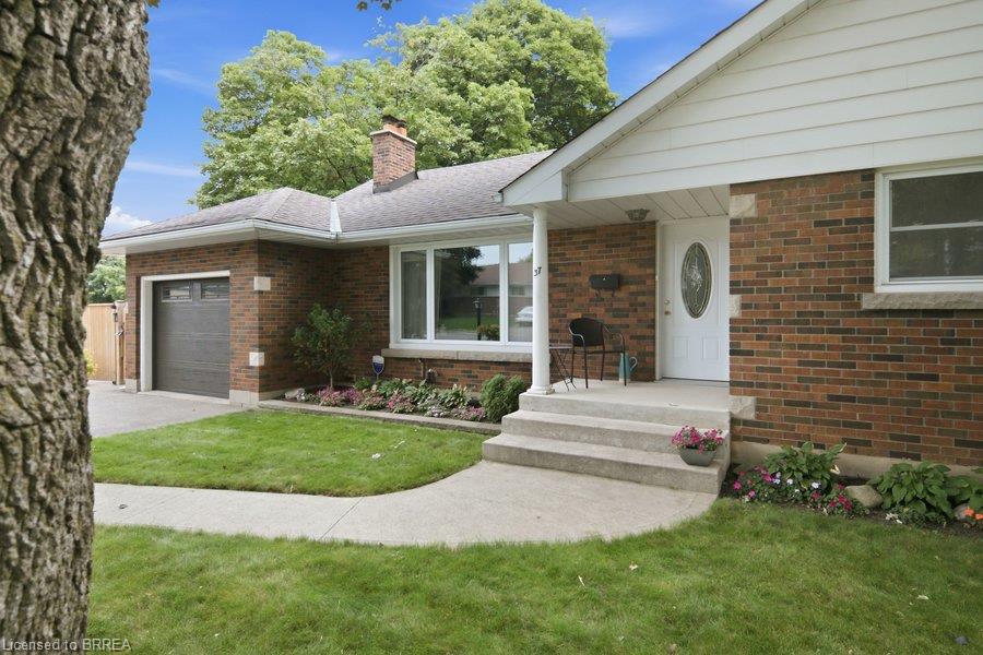 37 Burke Avenue Property Photo 12
