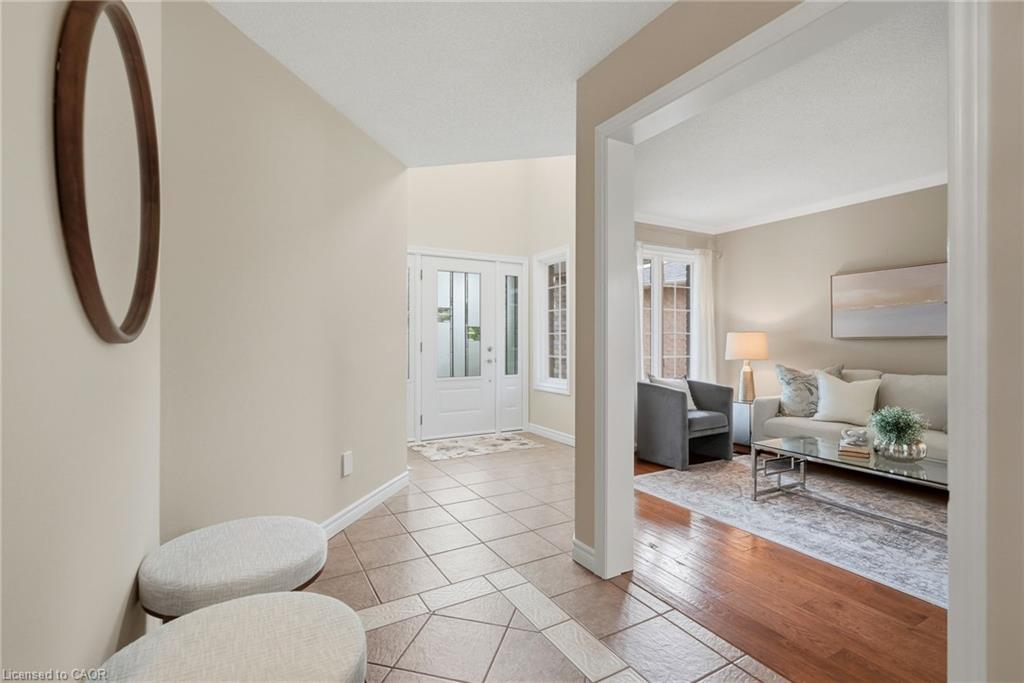 34 Keewaydin Street Property Photo 4