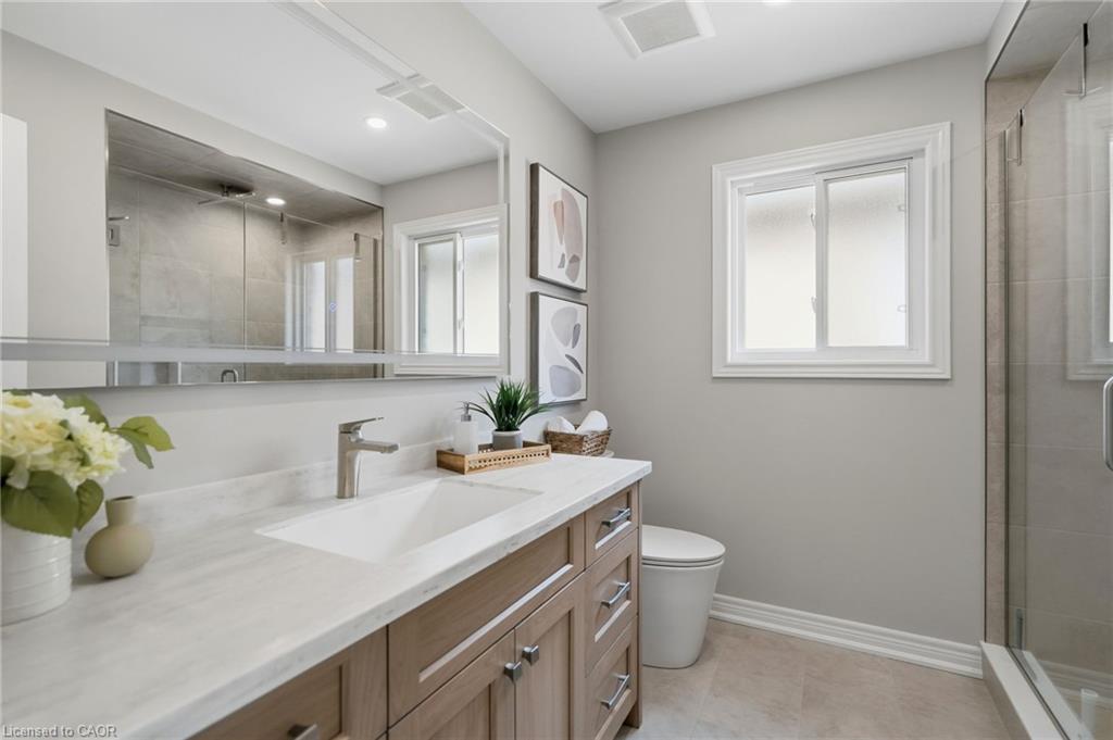 34 Keewaydin Street Property Photo 30