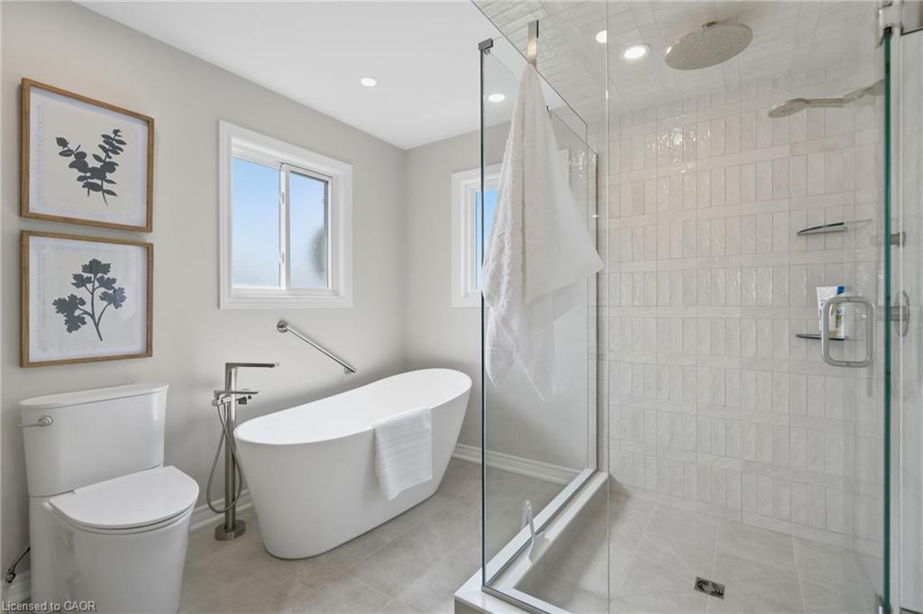 34 Keewaydin Street Property Photo 36