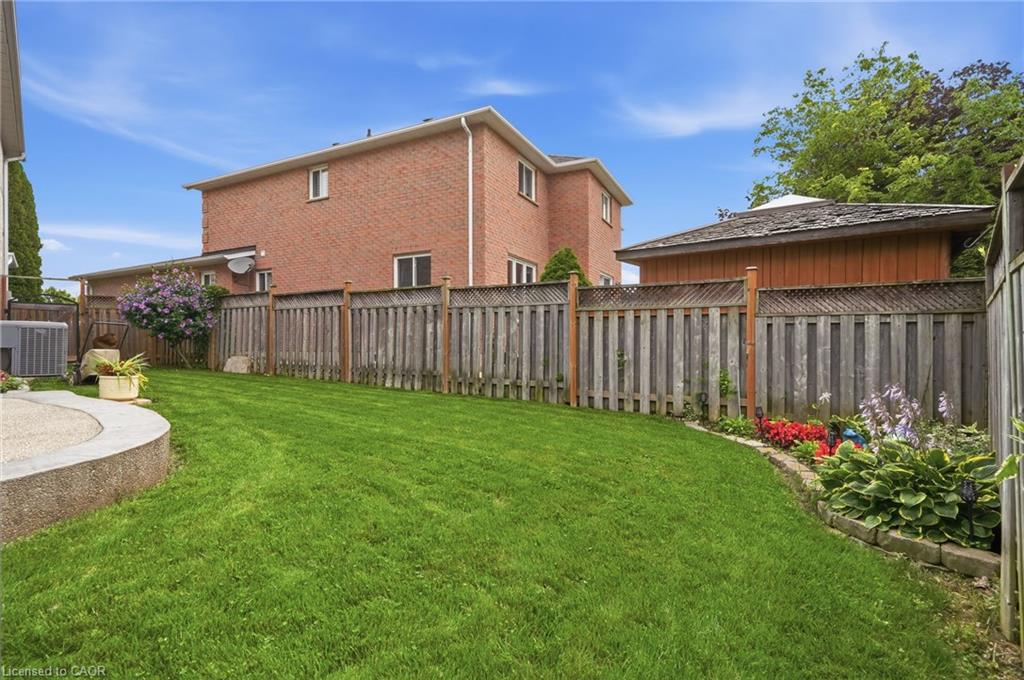 34 Keewaydin Street Property Photo 48